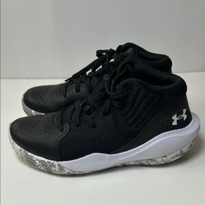 Under Armour Black and White Sneakers with Cushioned Midsole